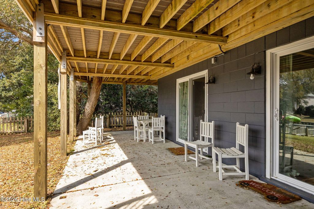 Image 49 of property listing at 125 Loblolly Drive, Atlantic Beach, NC 28512