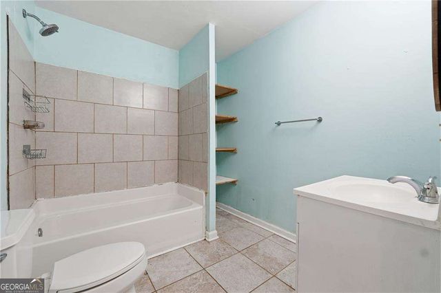 4170 Hurt Bridge Court, Cumming, GA 30028