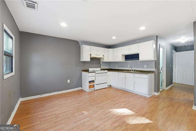 4170 Hurt Bridge Court, Cumming, GA 30028