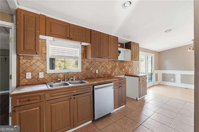 4170 Hurt Bridge Court, Cumming, GA 30028