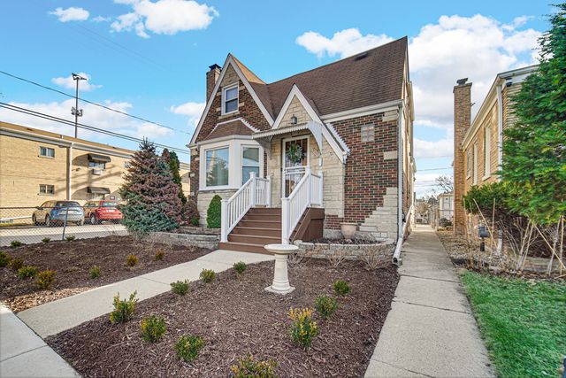 3141 N Odell Avenue, Chicago, IL 60707