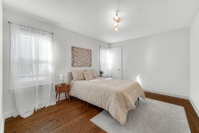 3141 N Odell Avenue, Chicago, IL 60707