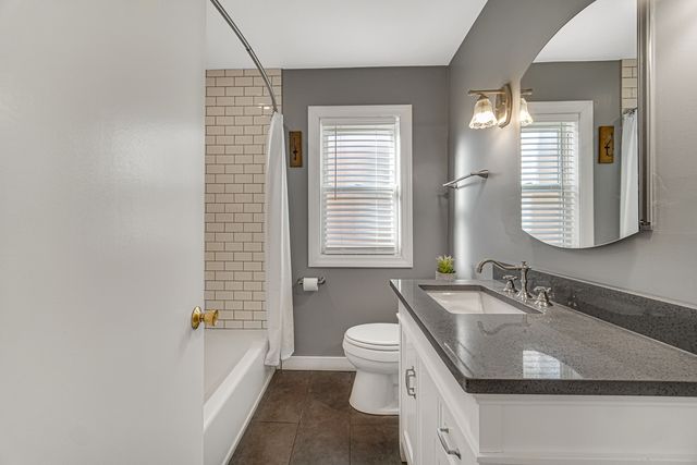 3141 N Odell Avenue, Chicago, IL 60707