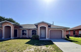 109 NE 16th PL, Cape Coral, FL 33909