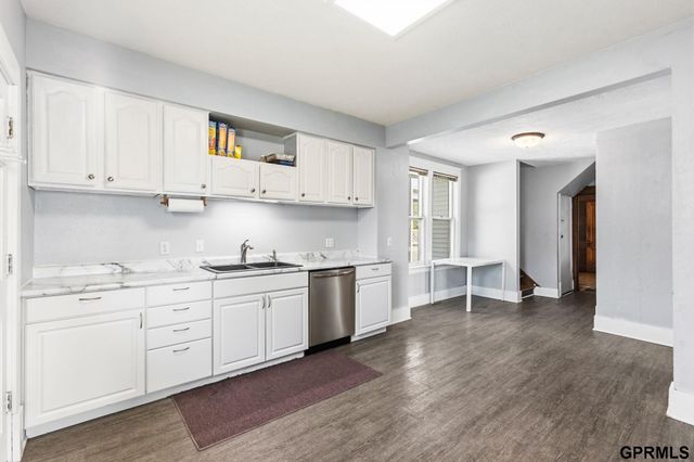 3405 Cuming Street, Omaha, NE 68131