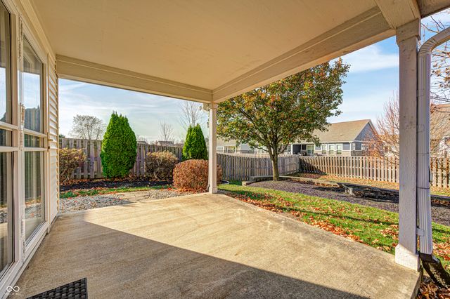 1834 Wynnewood Lane, Avon, IN 46123