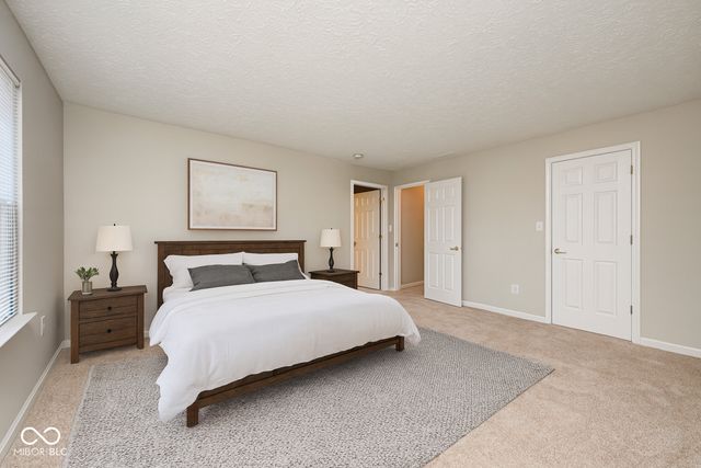 1834 Wynnewood Lane, Avon, IN 46123