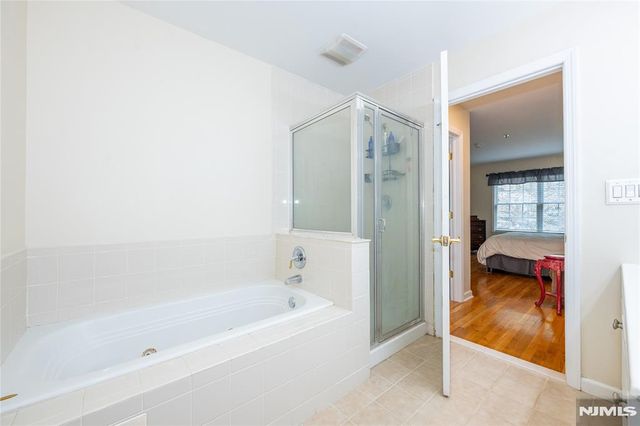 30-08 Federal Hill Road 8, Pompton Lakes, NJ 07442