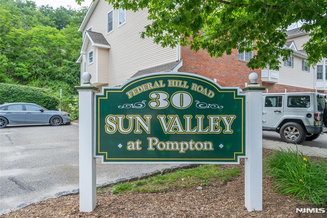 30-08 Federal Hill Road 8, Pompton Lakes, NJ 07442