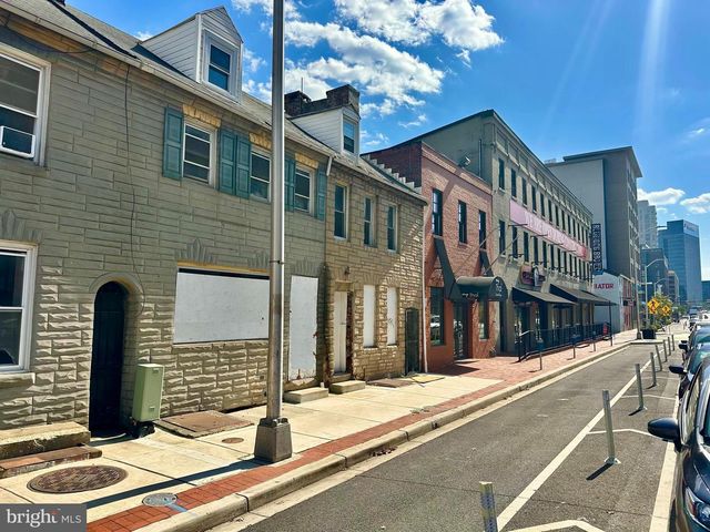 319-321 S CENTRAL AVE, Baltimore, MD 21202