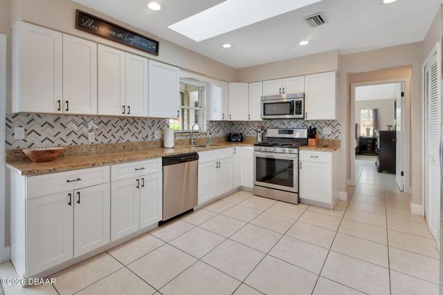 2771 Maldive Court, Deltona, FL 32738