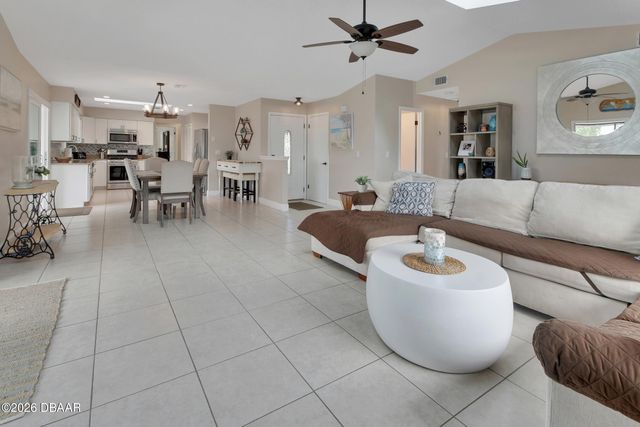 2771 Maldive Court, Deltona, FL 32738