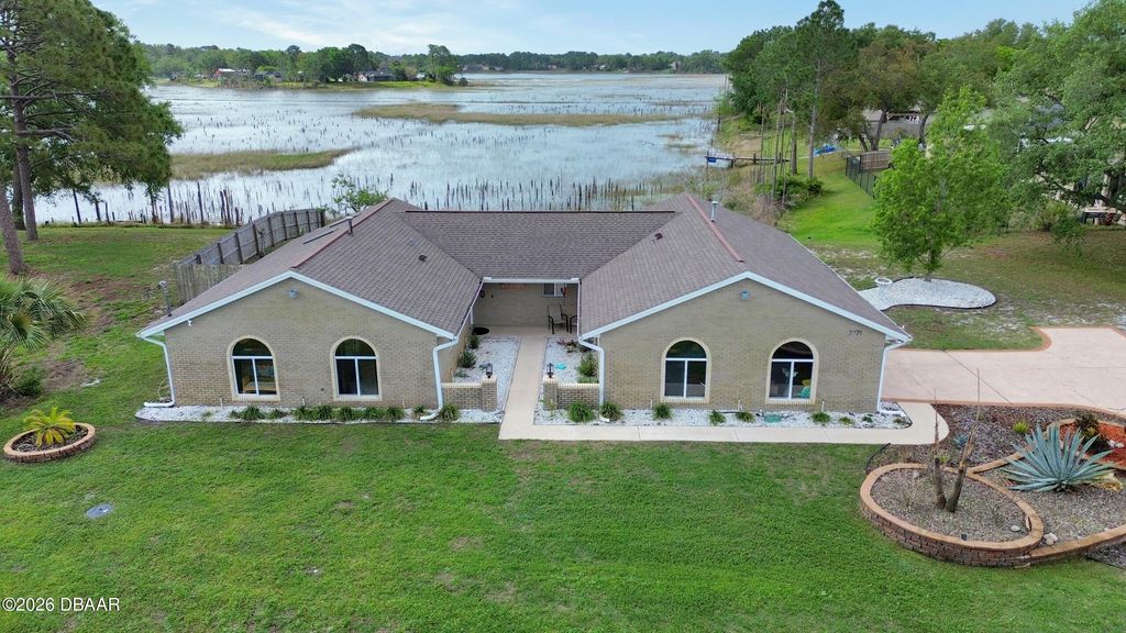 2771 Maldive Court, Deltona, FL 32738