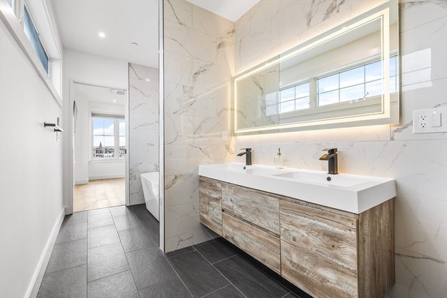 360 Athens St 360, Boston, MA 02127