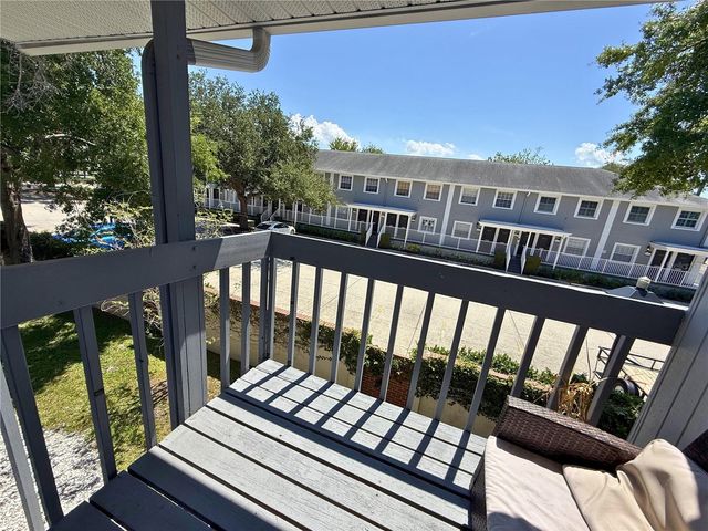 4821 W MCELROY AVENUE D210, Tampa, FL 33611
