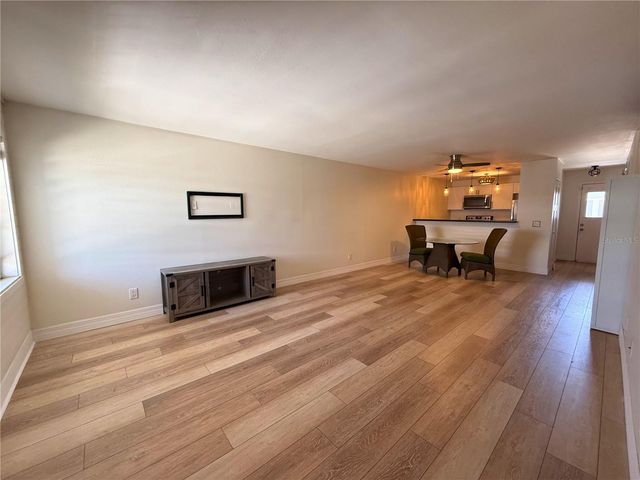 4821 W MCELROY AVENUE D210, Tampa, FL 33611