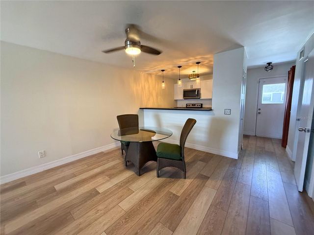 4821 W MCELROY AVENUE D210, Tampa, FL 33611
