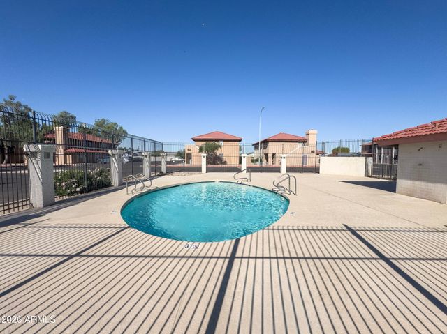 2650 E MCKELLIPS Road 107, Mesa, AZ 85213