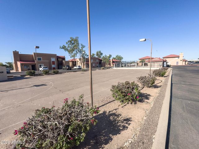 2650 E MCKELLIPS Road 107, Mesa, AZ 85213
