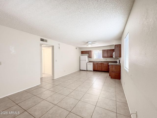 2650 E MCKELLIPS Road 107, Mesa, AZ 85213