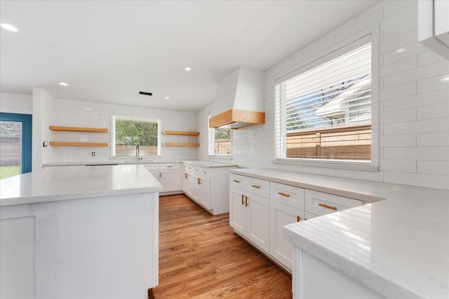1845 Huge Oaks Street, Houston, TX 77055