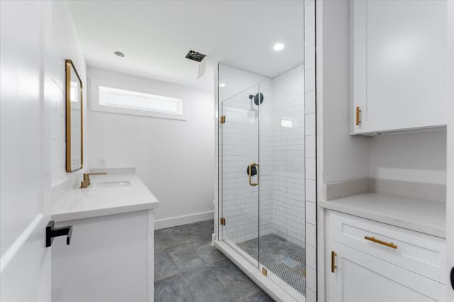 1845 Huge Oaks Street, Houston, TX 77055