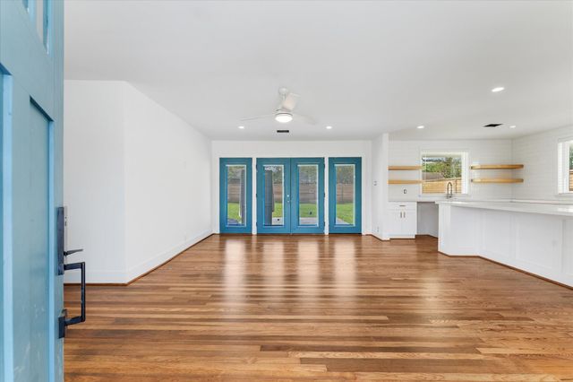 1845 Huge Oaks Street, Houston, TX 77055