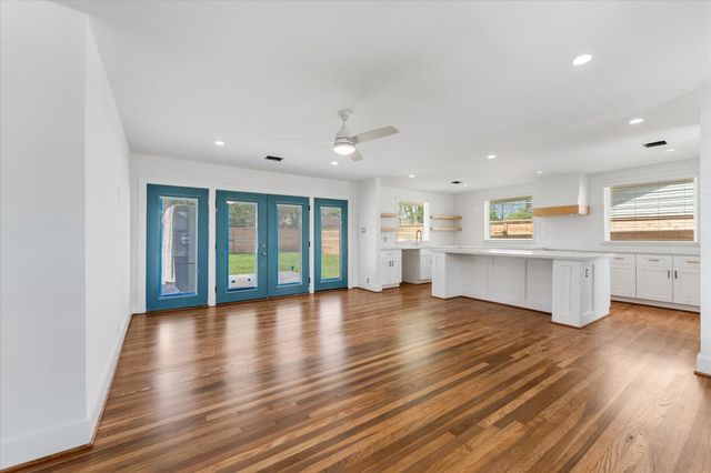 1845 Huge Oaks Street, Houston, TX 77055