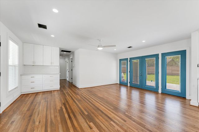 1845 Huge Oaks Street, Houston, TX 77055