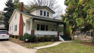 952 Oxford Road, Cleveland Heights, OH 44121
