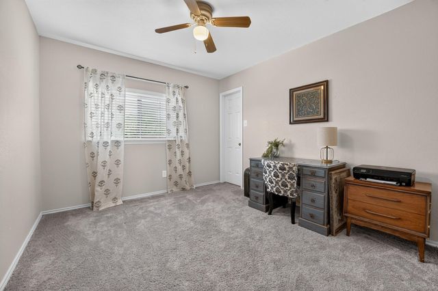 213 Silver Lace LN, Round Rock, TX 78664