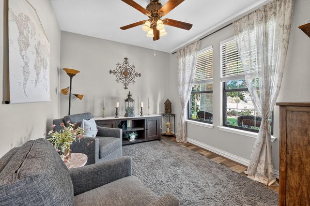 213 Silver Lace LN, Round Rock, TX 78664