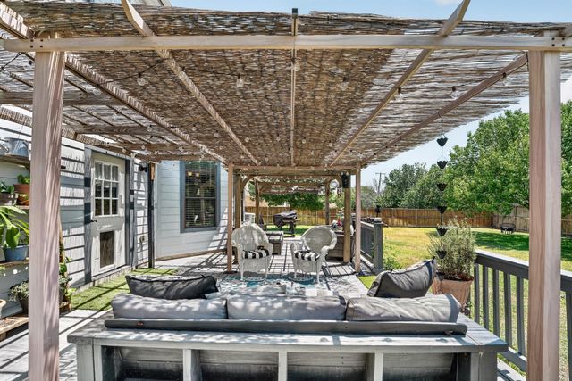 213 Silver Lace LN, Round Rock, TX 78664