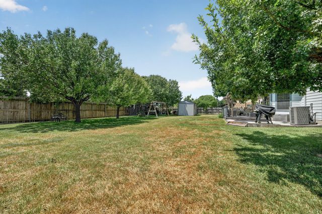 213 Silver Lace LN, Round Rock, TX 78664