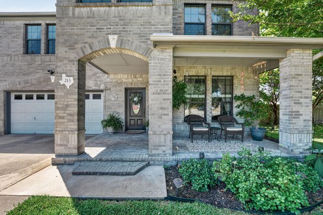 213 Silver Lace LN, Round Rock, TX 78664