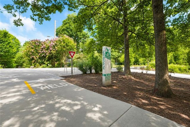 154 Stanhope Circle NW, Atlanta, GA 30314