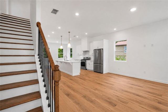 154 Stanhope Circle NW, Atlanta, GA 30314