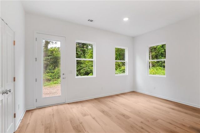 154 Stanhope Circle NW, Atlanta, GA 30314