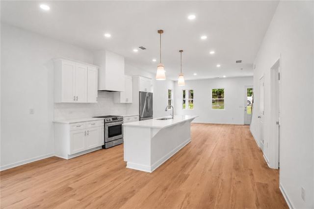 154 Stanhope Circle NW, Atlanta, GA 30314