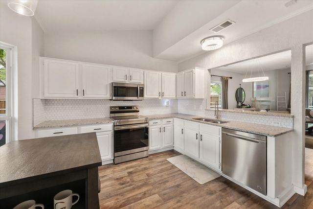 2245 Villawood Lane, Garland, TX 75040