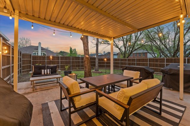 2245 Villawood Lane, Garland, TX 75040