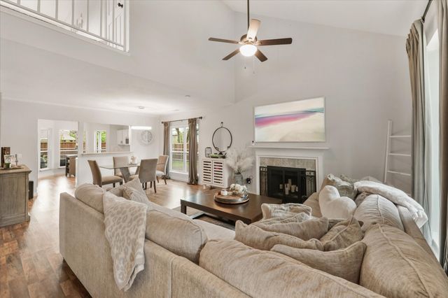 2245 Villawood Lane, Garland, TX 75040