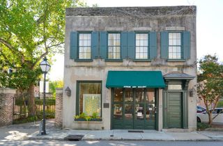 61 Queen Street B, Charleston, SC 29401