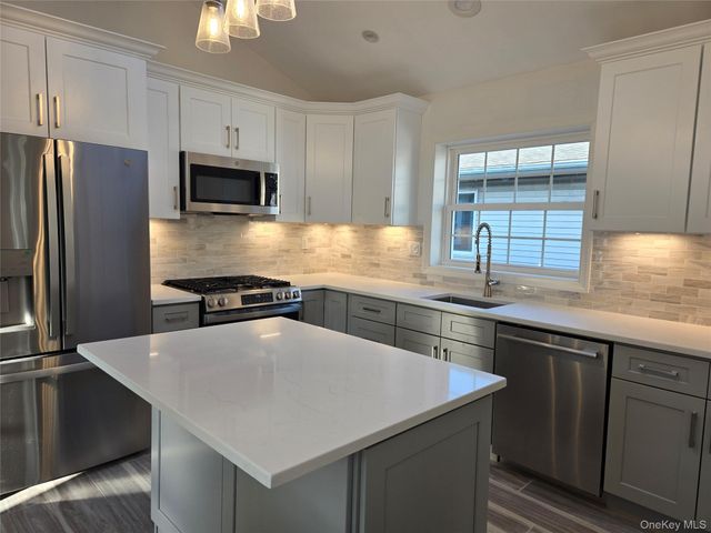 451 E Pine Street upper, Long Beach, NY 11561