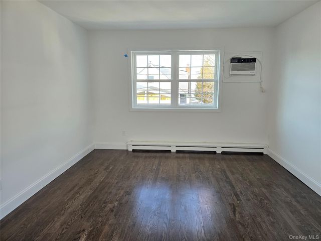 451 E Pine Street upper, Long Beach, NY 11561