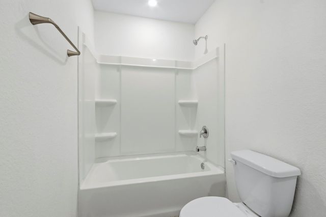 108 Road 51026, Cleveland, TX 77327