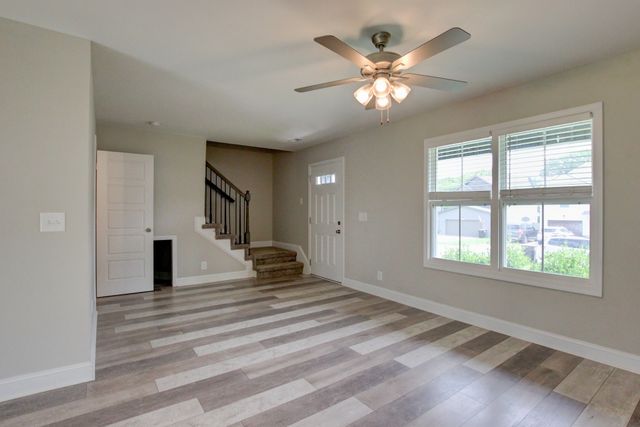 231 King Rd, Clarksville, TN 37042