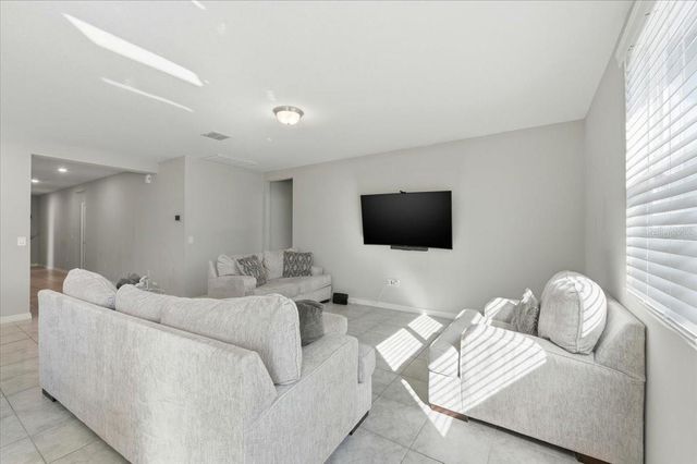 1015 KOBUK STREET, Haines City, FL 33844