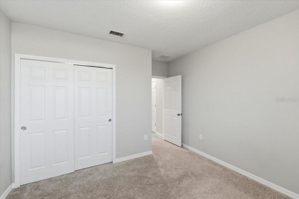 Image 24 of property listing at 1015 KOBUK STREET, Haines City, FL 33844