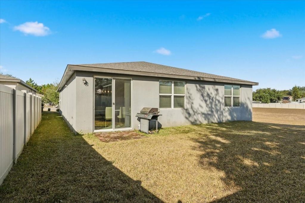 Image 34 of property listing at 1015 KOBUK STREET, Haines City, FL 33844